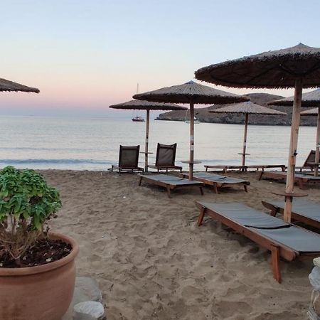 Tramonto Nel Delfini Apartment Kini Екстериор снимка