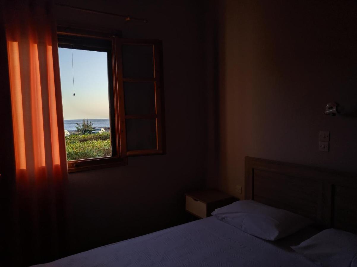 Tramonto Nel Delfini Apartment Kini Екстериор снимка