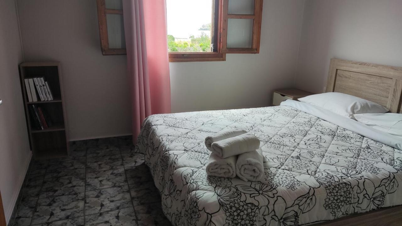Tramonto Nel Delfini Apartment Kini Екстериор снимка