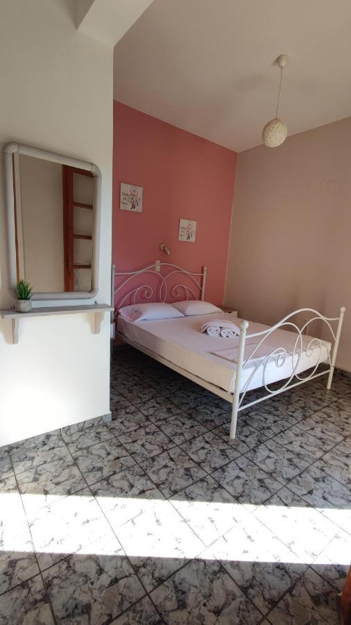 Tramonto Nel Delfini Apartment Kini Екстериор снимка