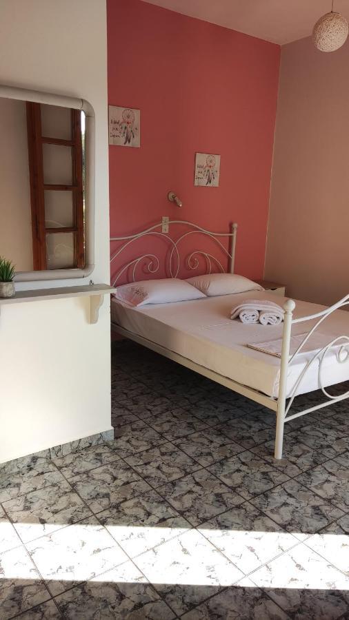 Tramonto Nel Delfini Apartment Kini Екстериор снимка