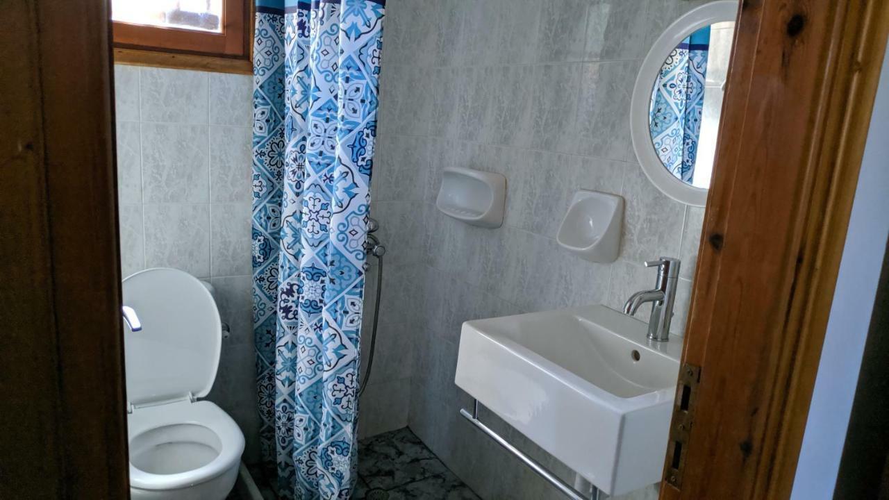 Tramonto Nel Delfini Apartment Kini Екстериор снимка